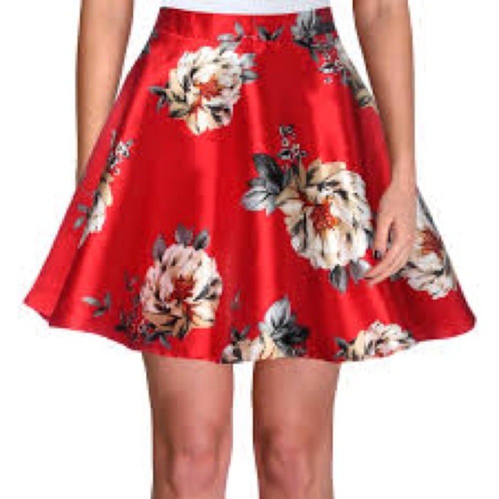City Studio red satin floral print flare mini skirt size 3